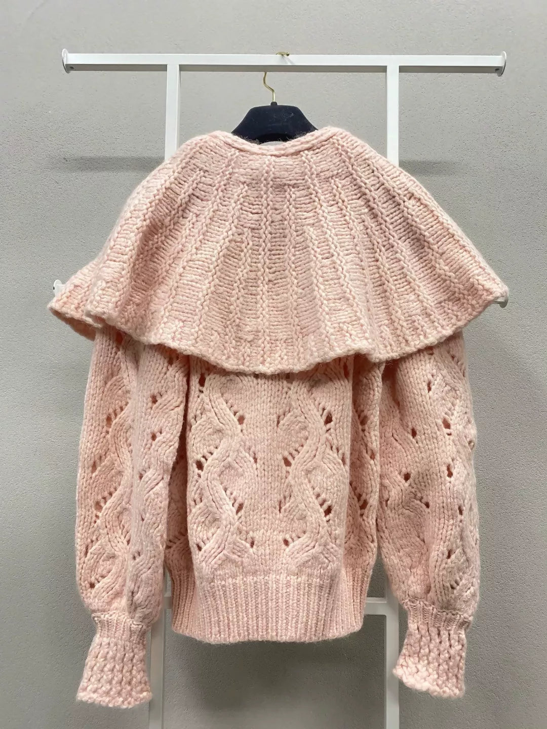 Chanel 21b light pink pullover knit top