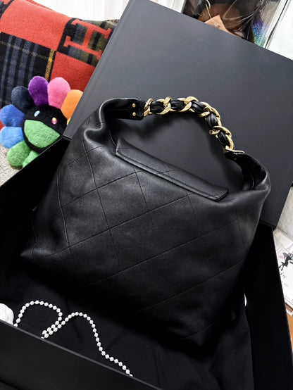 Chanel 25K black calfskin Maxi hobo bag