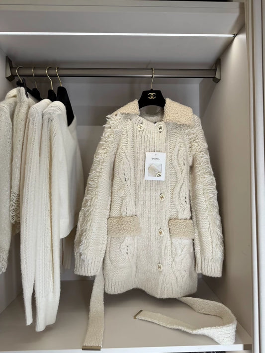 Chanel 18B wool and cashmere blend cardigan