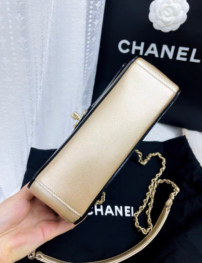 Chanel 21 SS Gold Diamond Pattern CF Chain Bag