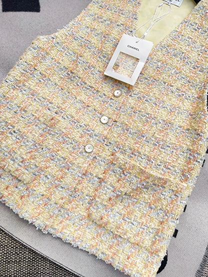 Chanel 25P yellow mixed color tweed vest