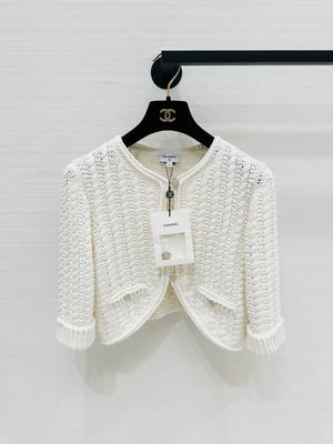 Chanel 26C white knit cardigan, F36