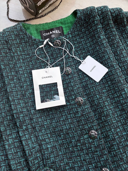 Chanel 24A green Tweed Vest