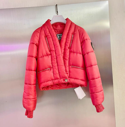 CHANEL CHANEL red silk PARIS MOSCOW Puffer Down Jacket - 36 Jacket - Used fashion item from Wararni