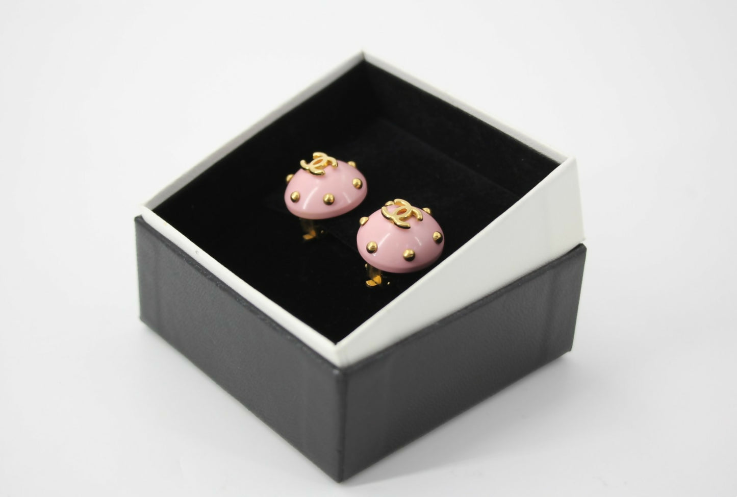 Chanel Vintage 96C Resin Pink Bean Clip-on Earrings