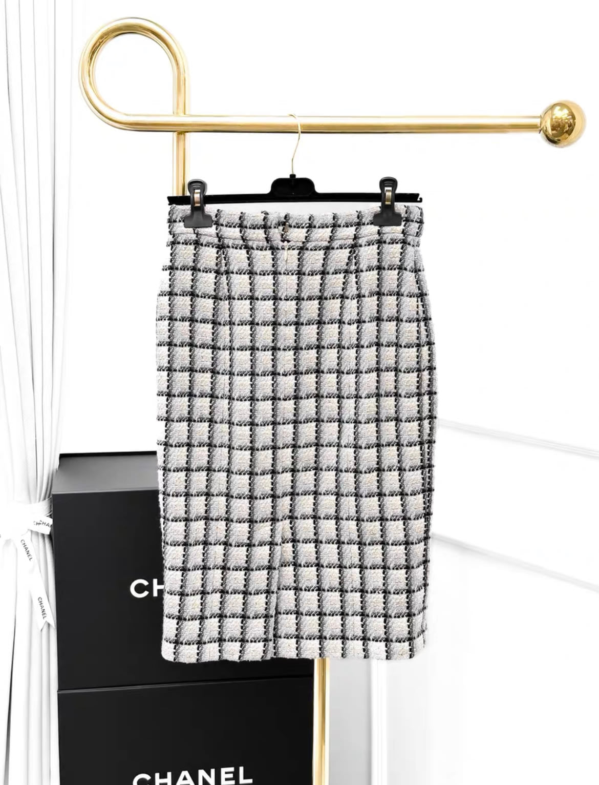 Chanel 22AW black and white plaid tweed Skirt