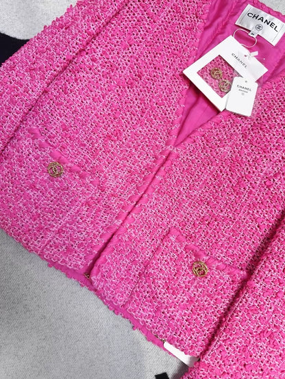 Chanel 21C rose pink tweed jacket