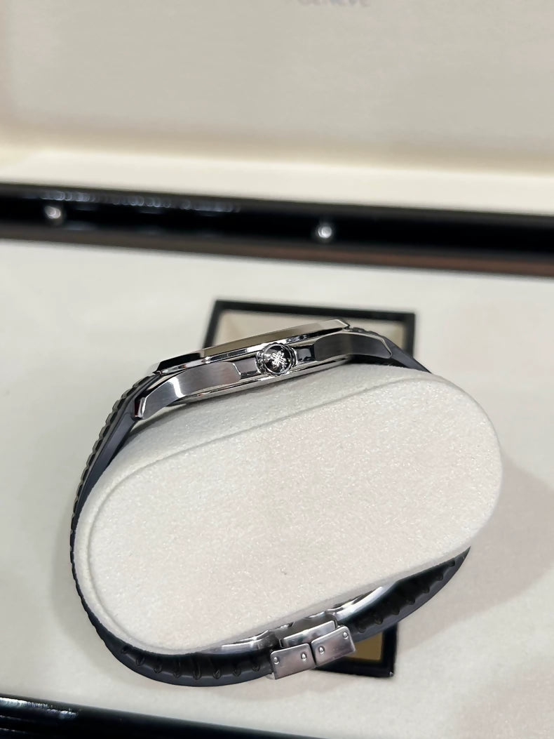 Patek Philippe Aquanaut Date Black Strap Stainless Steel ref. 5167A-001