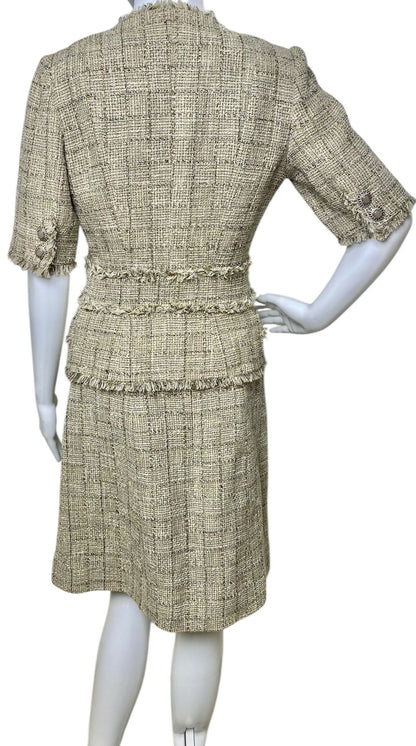 Chanel 10P Fantasy Tweed Beige Metallic Gold Jacket Skirt Suit Set FR 42/44