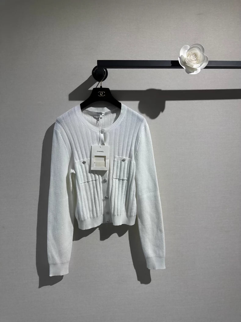 Chanel 21P off-white cardigan