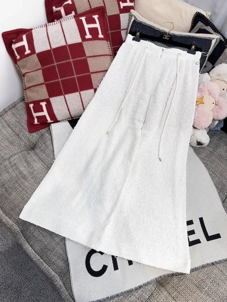 Chanel 21P ecru tweed wide-leg pants