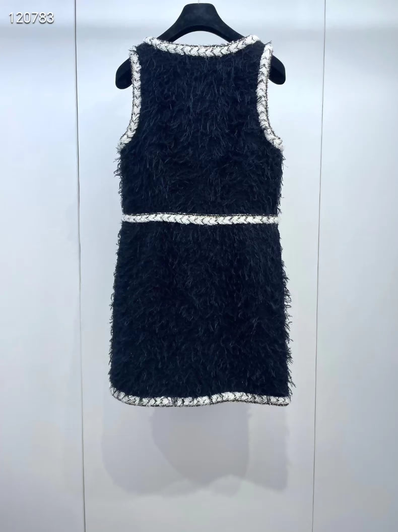 Chanel 25K Black Wool jacket
