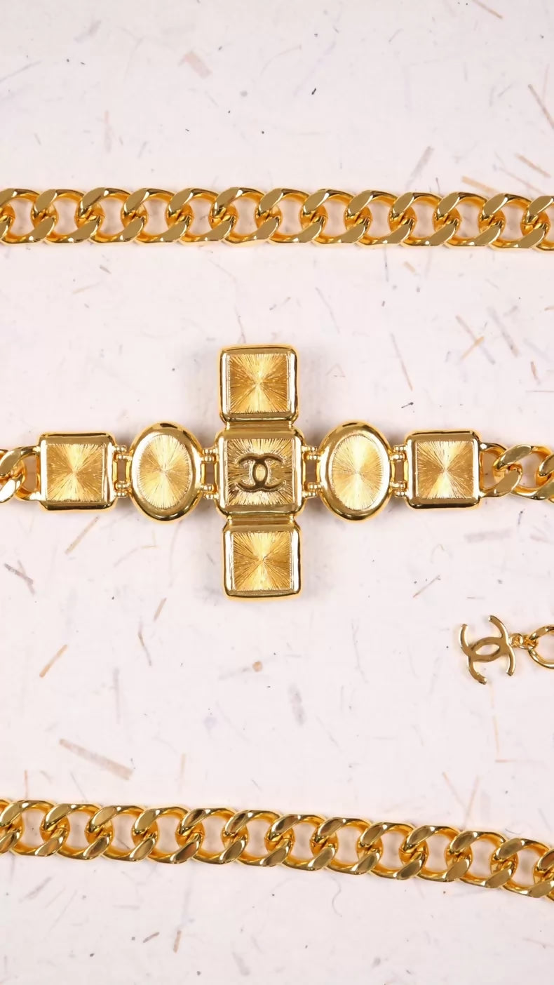 Chanel 20K Pearl Glass Waist Chain