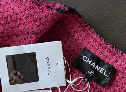 Chanel 2022 AW black and pink cashmere four-pocket jacket