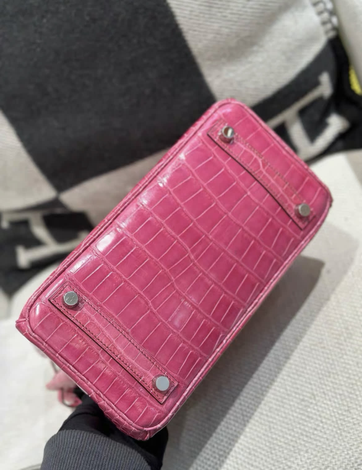 Hermes Birkin 25 Pink Croco PHW