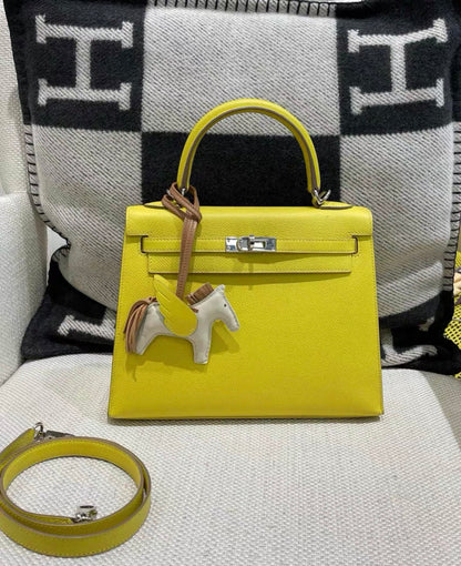 Hermès Hermes Kelly 25 Sellier Lime Epsom Palladium Hardware - 25 Crossbody Bag - Used fashion item from Wararni