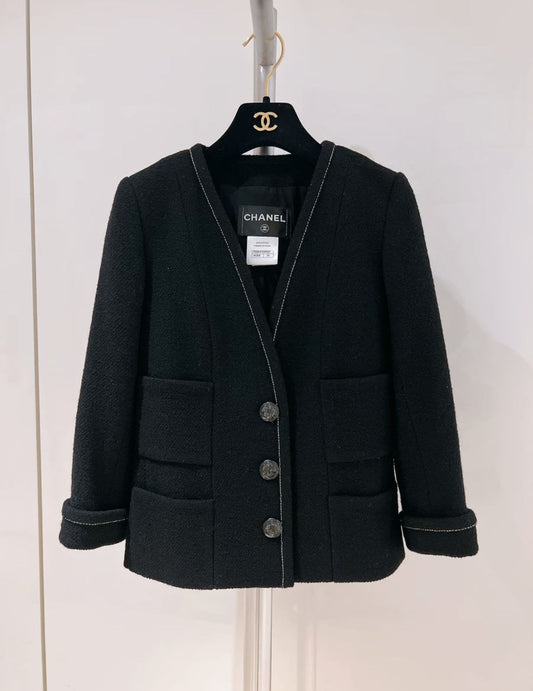 CHANEL Chanel AW15 black jacket four-pocket tweed suit - 34 Jacket - Secondhand luxury from Wararni