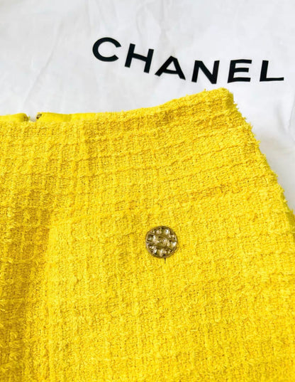 Chanel 22s yellow skirt