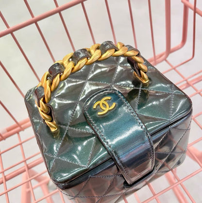 Chanel Vanity Case Micro Mini 90s Vintage Green Rare Patent Clutch