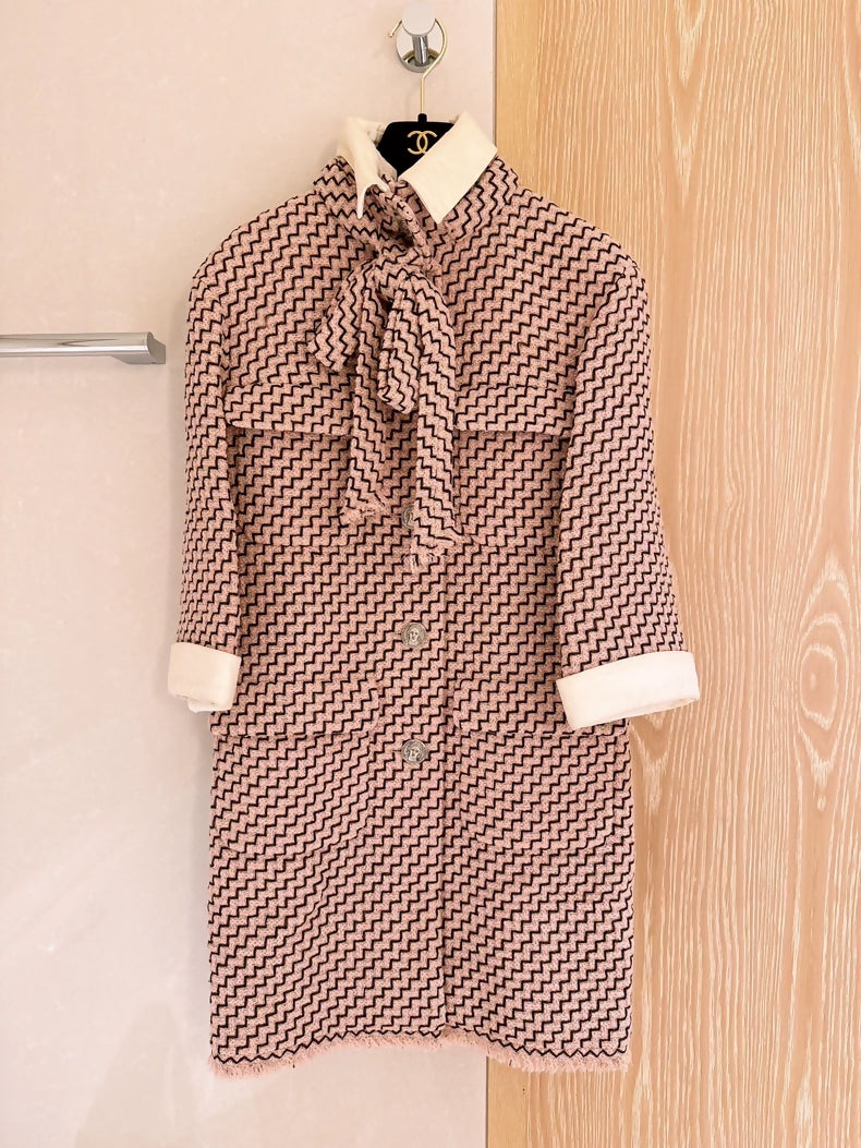 Chanel Roman Collection Métiers d'Art Pink Tweed Midi Coat,