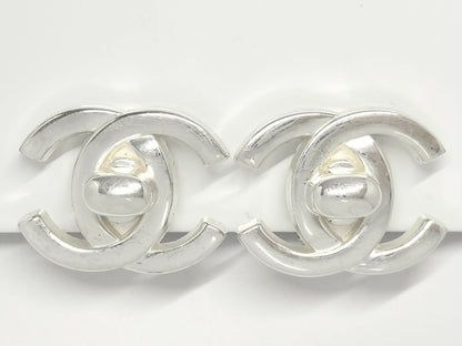Chanel Vintage 96A Silver Latch Coco Mark Clip-on Earrings
