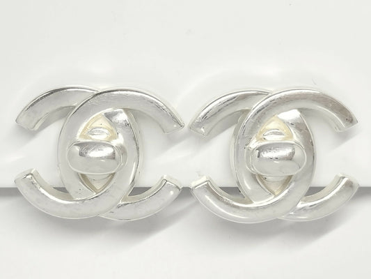 Chanel Vintage 96A Silver Latch Coco Mark Clip-on Earrings