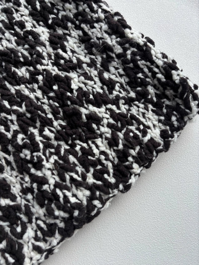 Chanel 24K brown and white knitted skirt