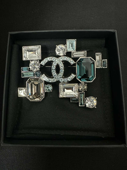 Chanel Vintage 2005 Rhinestone Geometric Blue Silver Tone Brooch