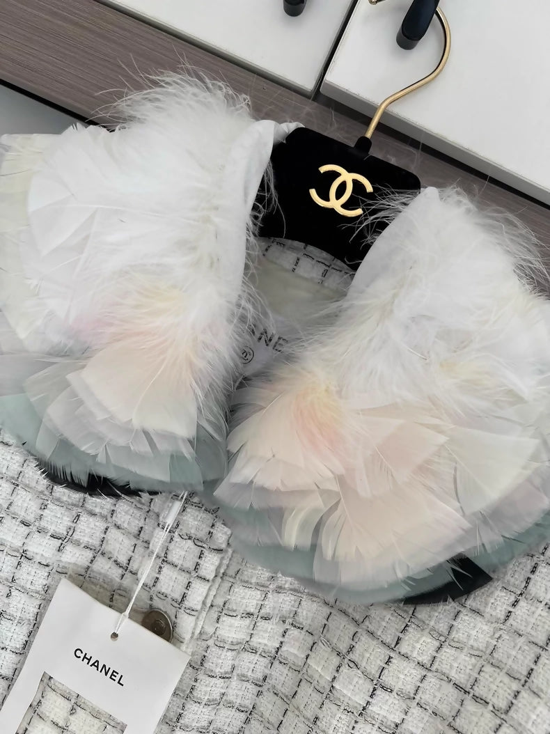 Chanel 25k feather collar tweed jacket