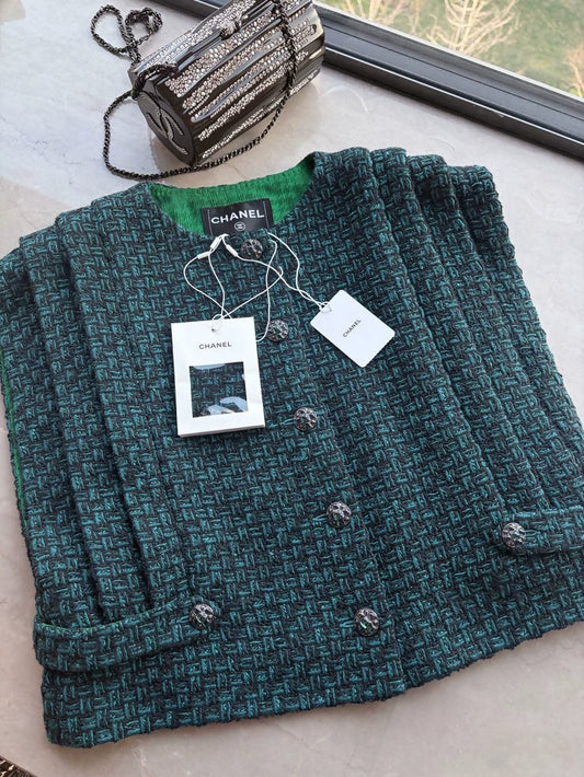 Chanel 24A green Tweed Vest