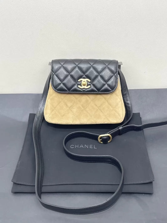 CHANEL 25A Suede Flap Bag