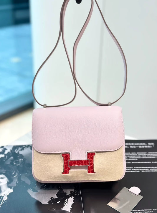 Hermes Constance 19 Mauve Pale EV Leather Red croc hardware