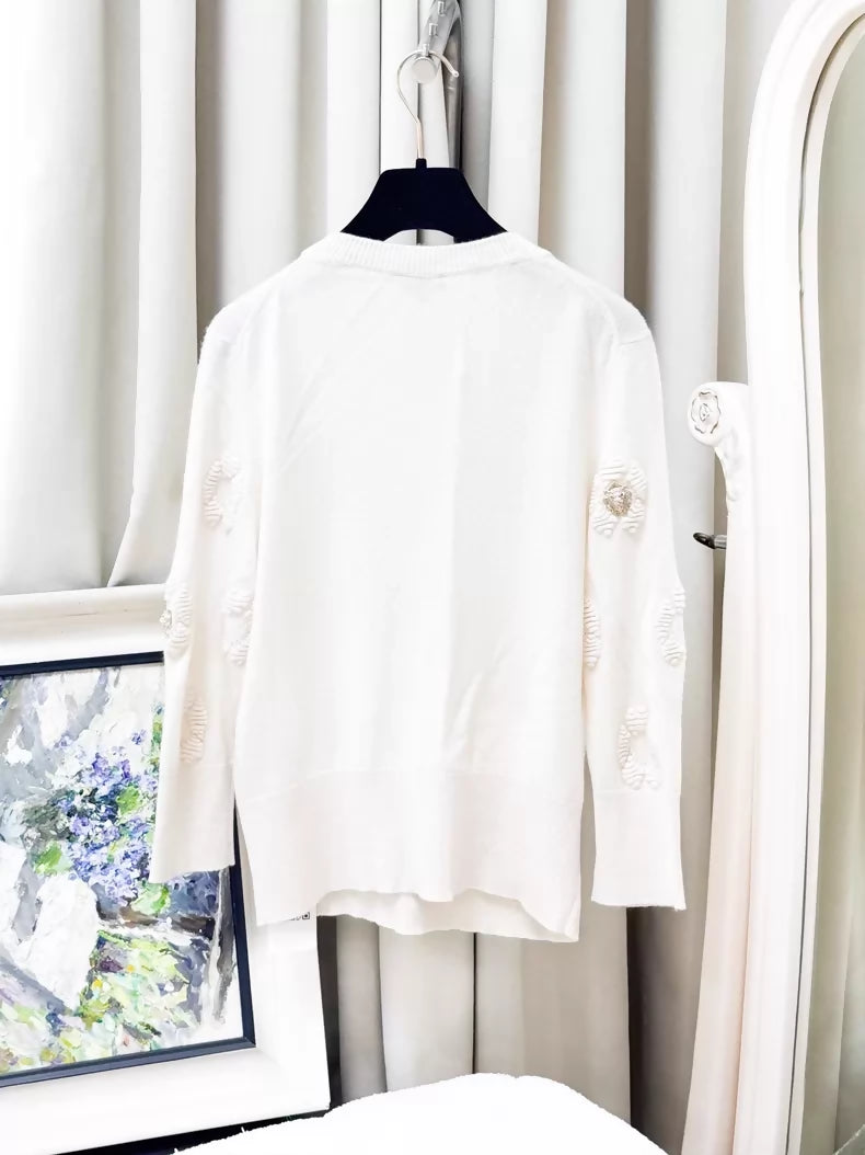 Chanel 17P ecru camellia embordered cashmere top – Wararni.com