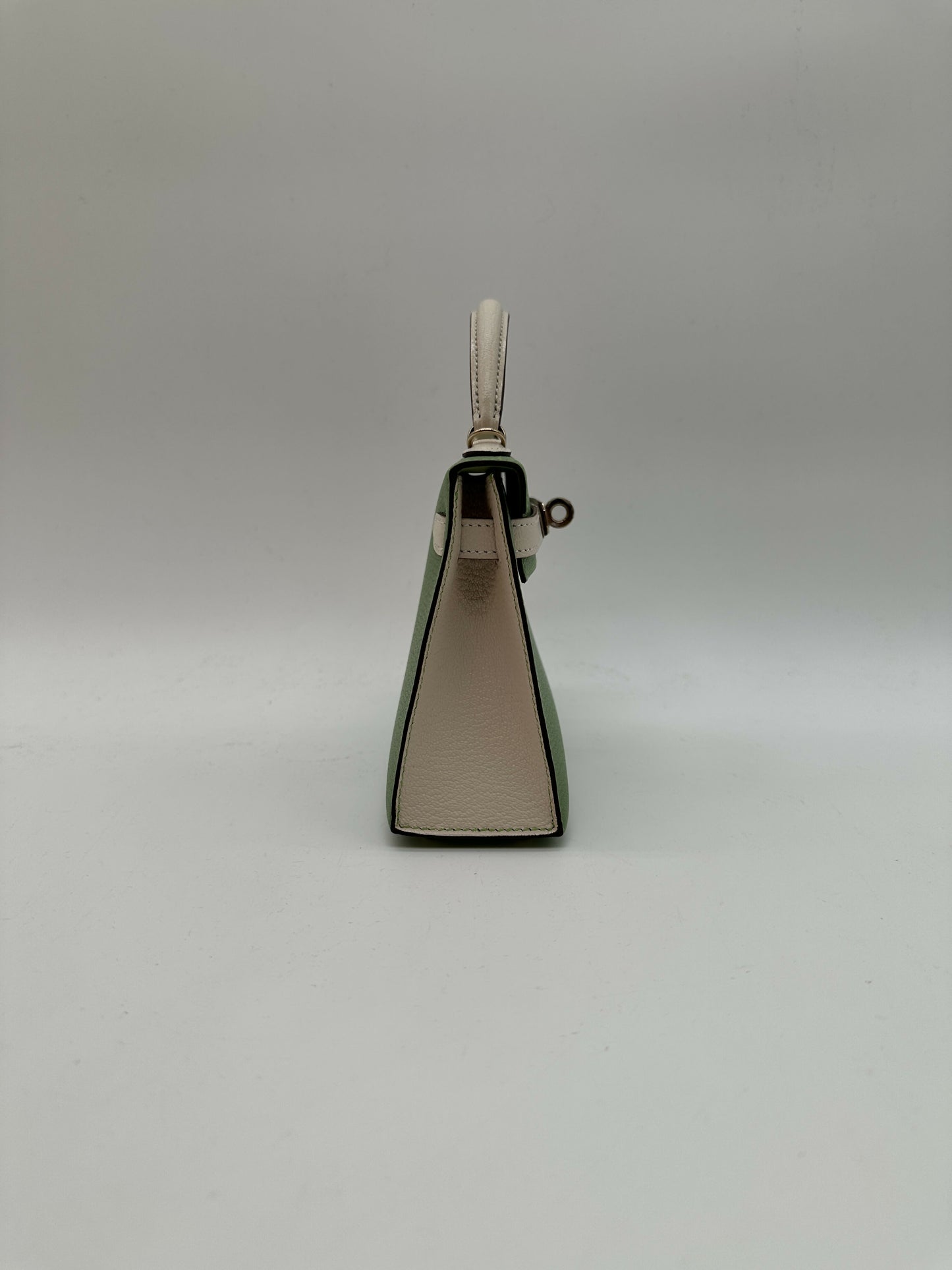 Hermès Kelly 20 HSS Vert Criquet / Nata Chèvre PHW B 2024