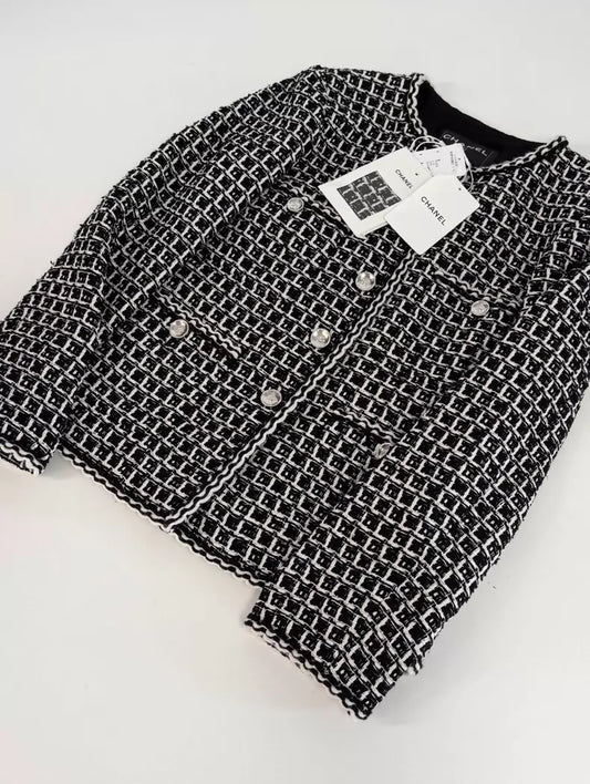 Chanel 25C black white Check Jacket