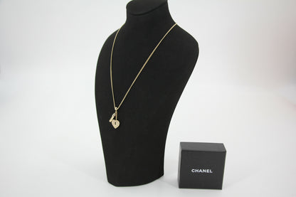 Chanel Vintage 02P Rhinestone Pink Heart Key Metal Necklace