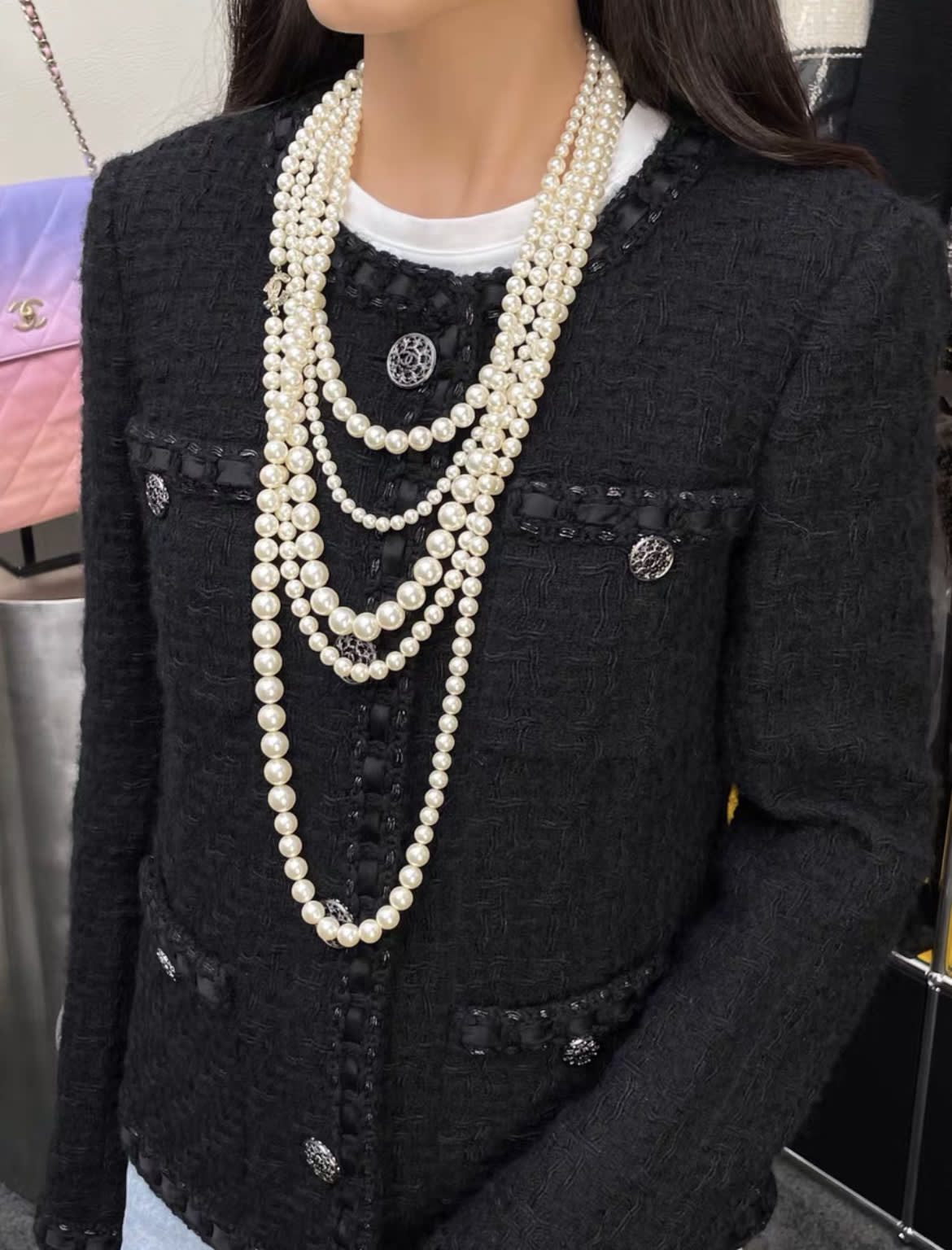 Chanel 17V multi-layer pearl necklace