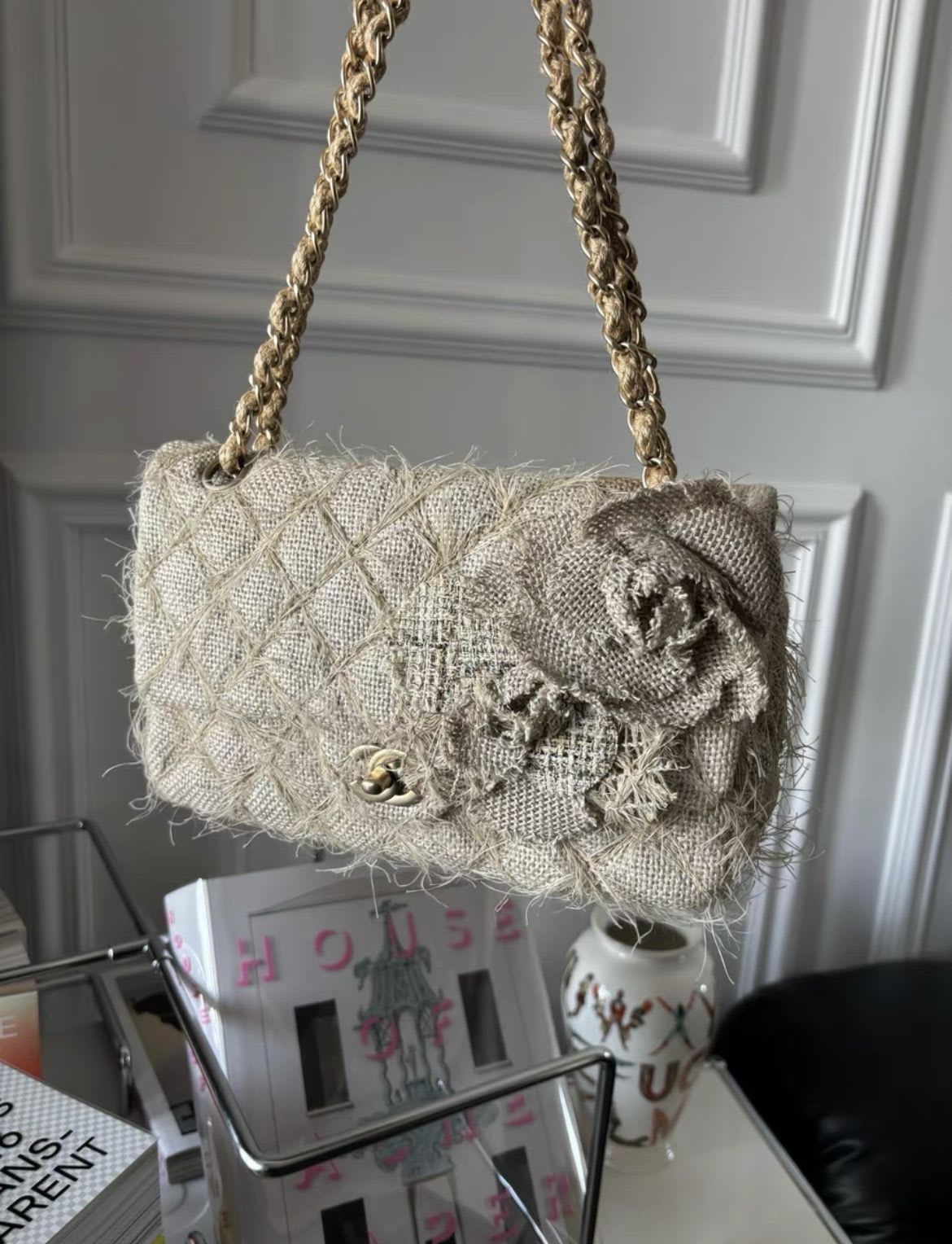 CHANEL Chanel Camellia Linen Matelasse Chain Flap Bag - Medium Crossbody Bag - Vintage fashion from Wararni