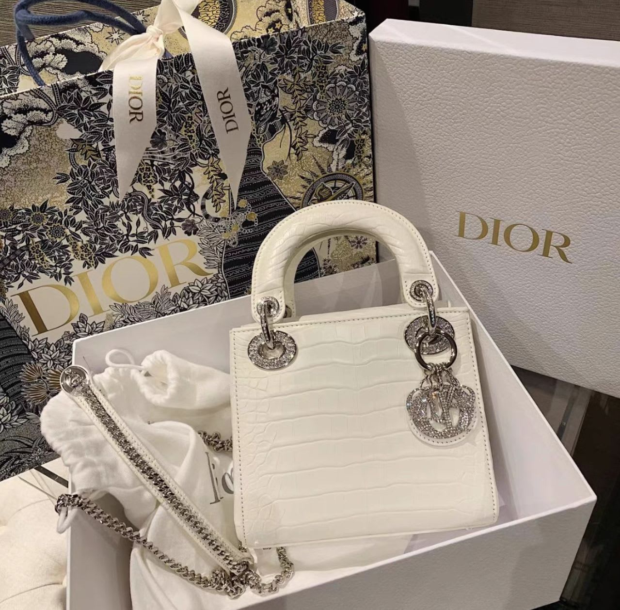 DIOR Dior - Small Crossbody Bag - Secondhand luxury from Wararni