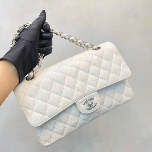 CHANEL ホワイト ラバーベルト Buy Chanel White Leather & Crystal Logo Belt - 75/30