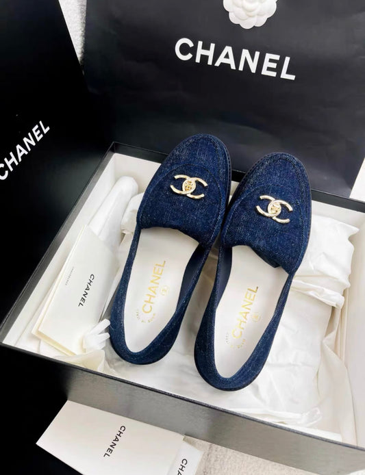 CHANEL Chanel 24ss dark blue denim mocassin - 36 Shoes - Used fashion item from Wararni