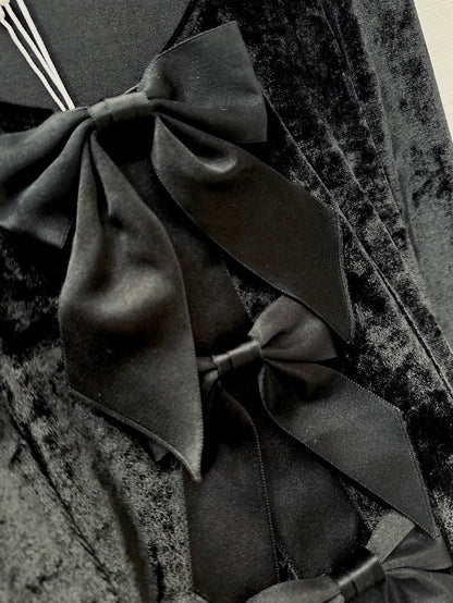 Chanel 25k velvet top with bows