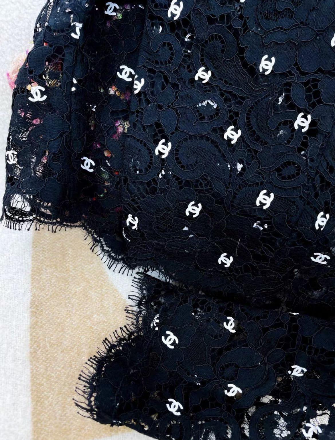 Chanel 20A cc print black lace top