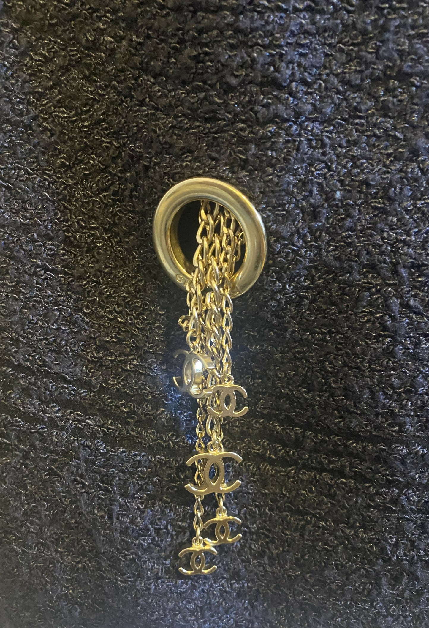 CHANEL 08P RUNWAY BLACK TWEED DRESS GOLD CC LOGO CHAINS FR 50