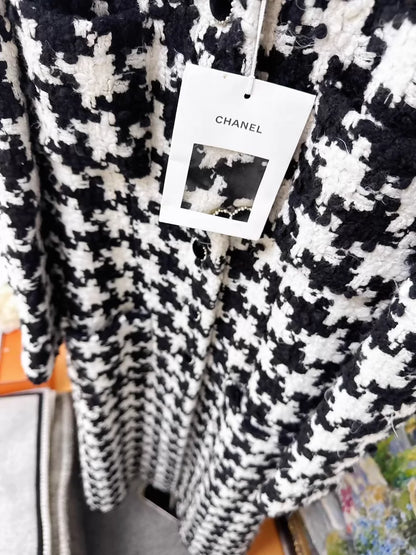 Chanel 21A Black and White Houndstooth Tweed Long Coat