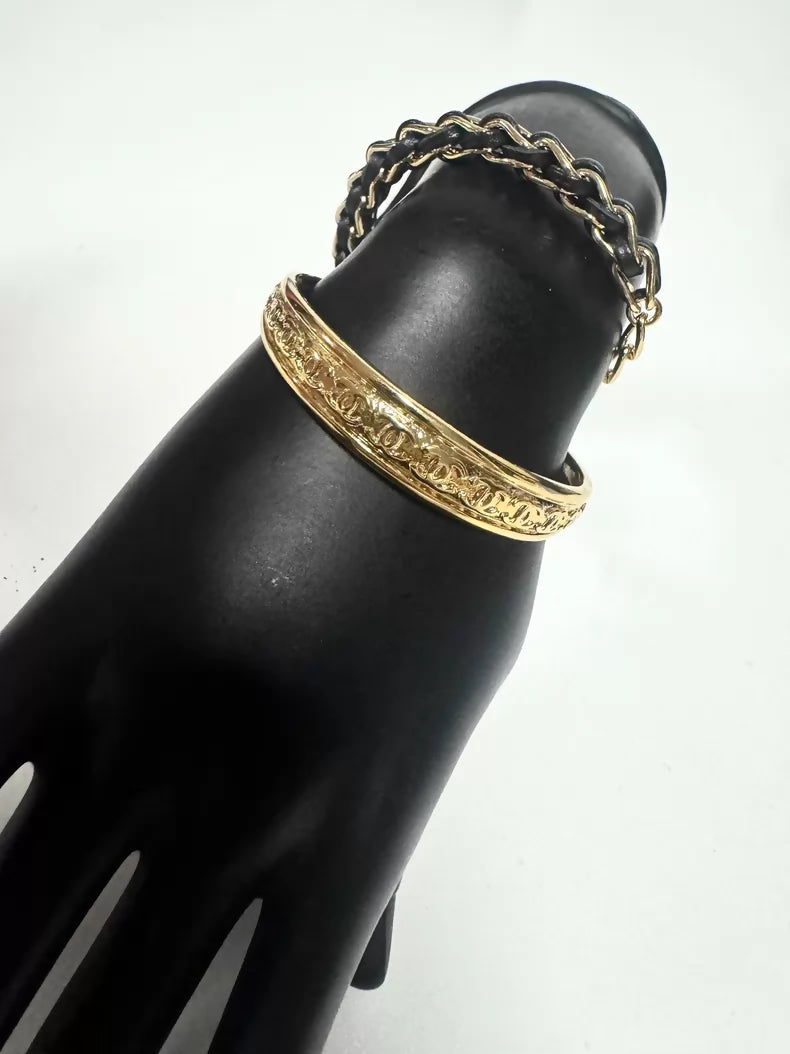 Chanel 25A  CC Logo Gold Bracelet