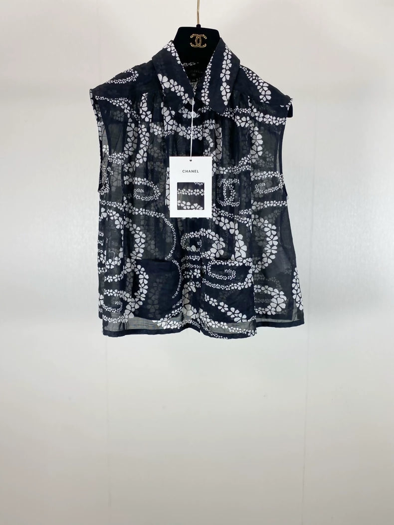 Chanel 25M Coco beach Collection Black white Shirt