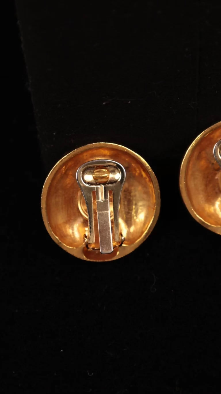 Chanel Coco Chanel Round Clip-on Earrings