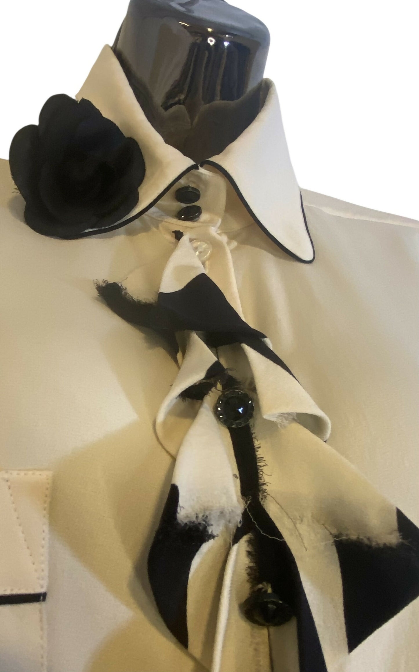 Chanel 08A Runway Silk Pleated Camellia Ecru Black Blouse FR 36