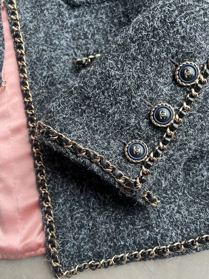 Chanel 19B grey tweed jacket